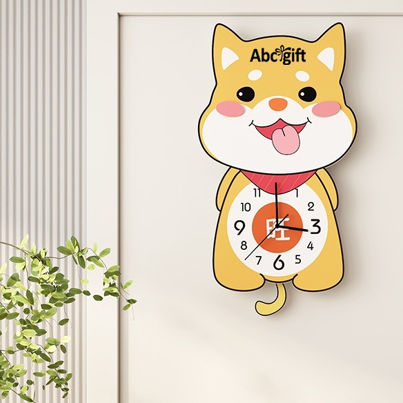 Đồng hồ treo tường – Chú cún vàng in logo