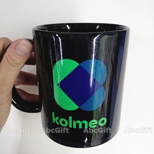 Quà tặng quảng cáo ly sứ in logo cho công ty Kolmeo