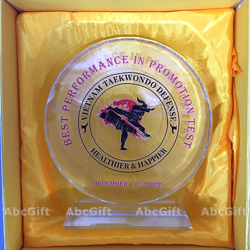 Kỷ niệm chương pha lê – In theo yêu cầu khách hàng cho Cuộc thi Taekwondo