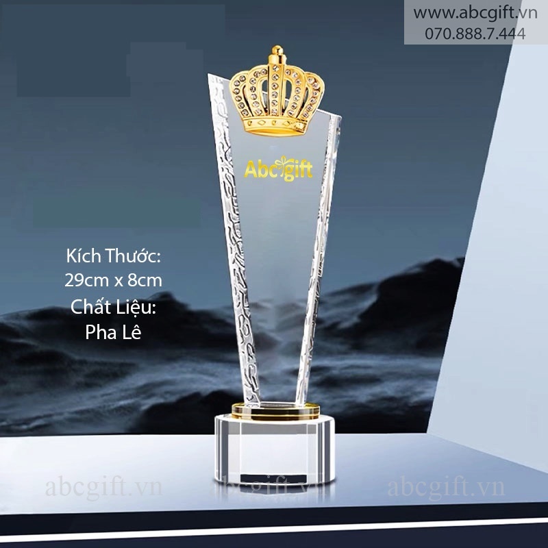 Kỷ Niệm Chương Pha Lê Cho Nhân Viên Kỷ Niệm Chương Pha Lê Cho Nhân Viên