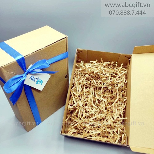 Hộp quà tặng doanh nghiệp dạng chữ nhất